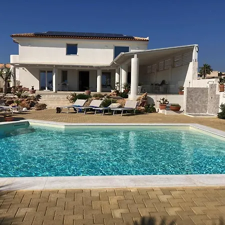 Villa Pomelia By Xenia Sicily